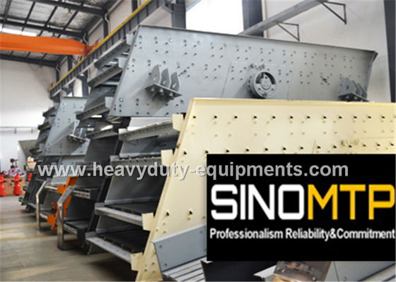 China 970R / Min REV Stone Crusher Vibrating Screen With Long Flowing Line supplier