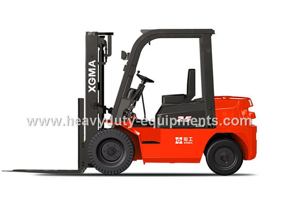 China Diesel Power Type Industrial Forklift Truck Energy Saving With Safety Alarm Light supplier