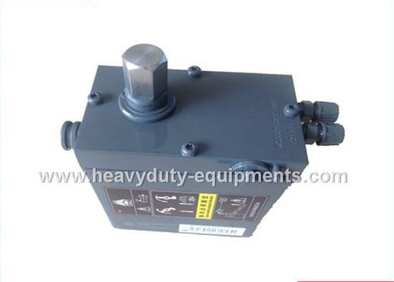 China sinotruk spare part Body Lift Pump part number WG9925821002 for howo series supplier