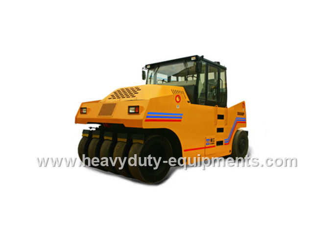 Hydraulic Vibratory Road Roller XG6201 Adopted the Shanghai D6114 turbocharged diesel engine