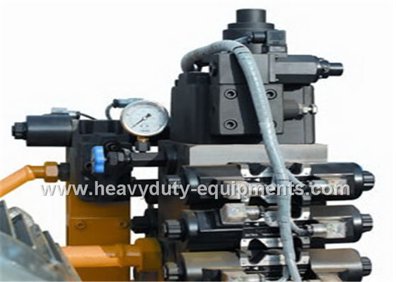 7.5 Ton Automatic Block Making Machine , 6 Pieces Per Mould Brick Forming Machine supplier