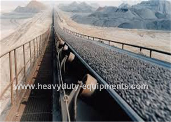 Automatic Ship Discharging Moving Belt Conveyor Industrial Mining Equipment 1600mm Guard Side Height supplier