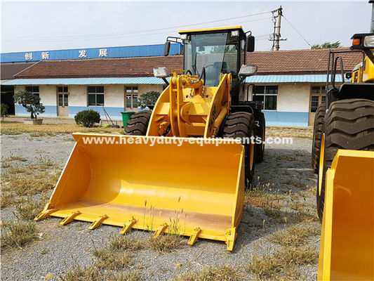 Sinomtp Lg933 Front End Loader 3 Tons With Cummins Engine And 9600kg Weight supplier